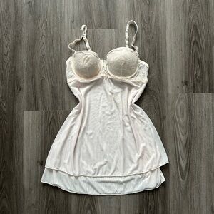 sophie b. Lace-Detail Chemise Slip in Light Pink